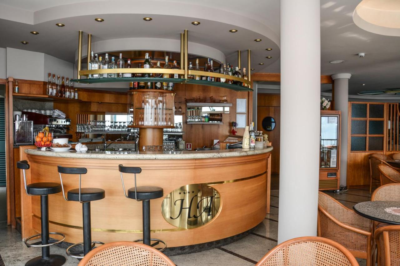 Hotel Astor Limone sul Garda Eksteriør billede