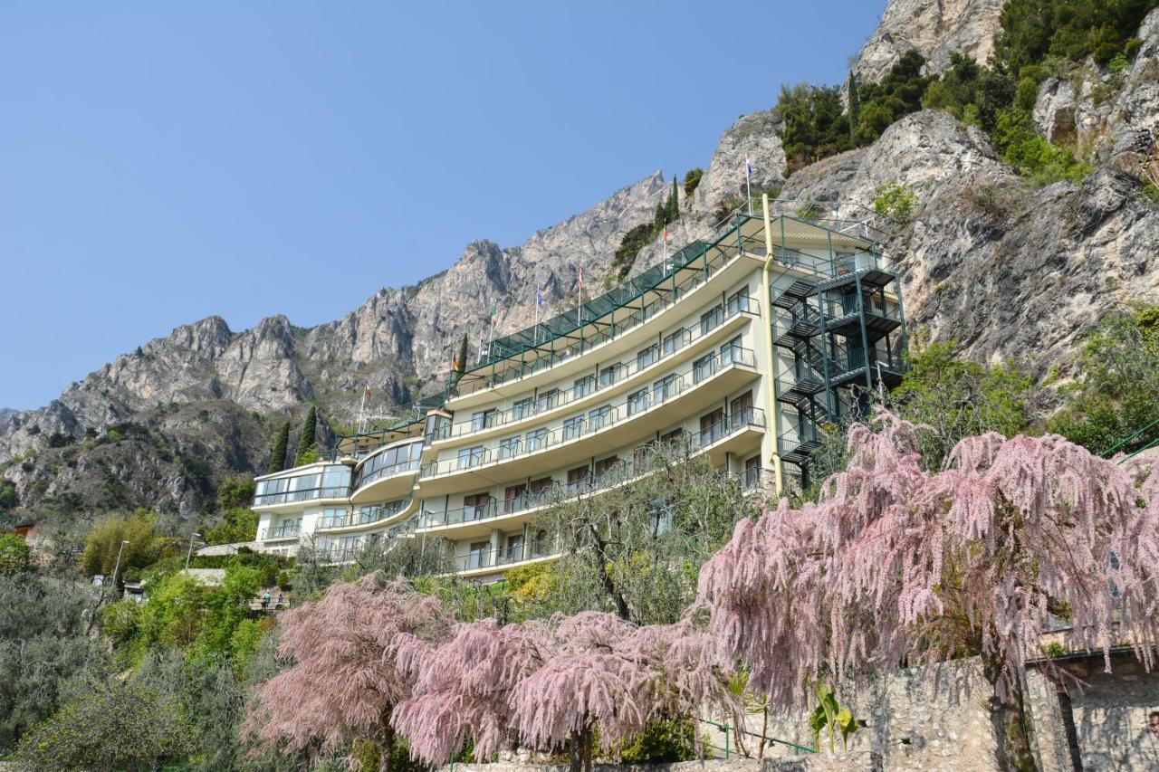 Hotel Astor Limone sul Garda Eksteriør billede