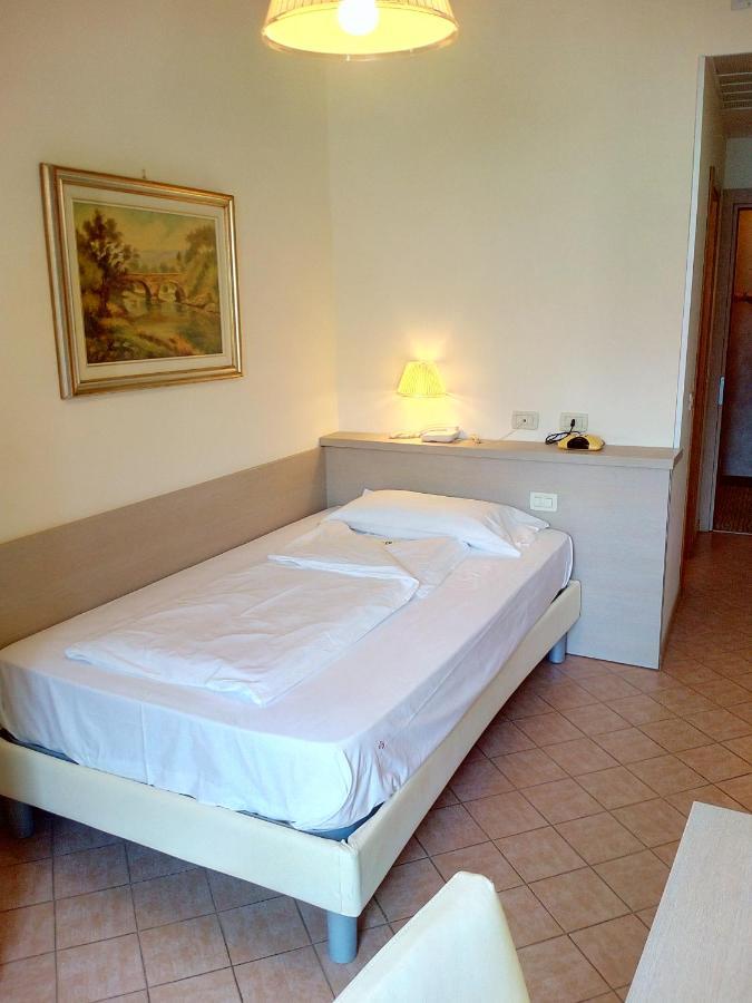 Hotel Astor Limone sul Garda Eksteriør billede