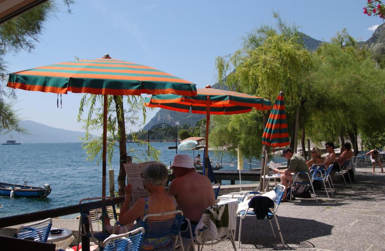 Hotel Astor Limone sul Garda Eksteriør billede